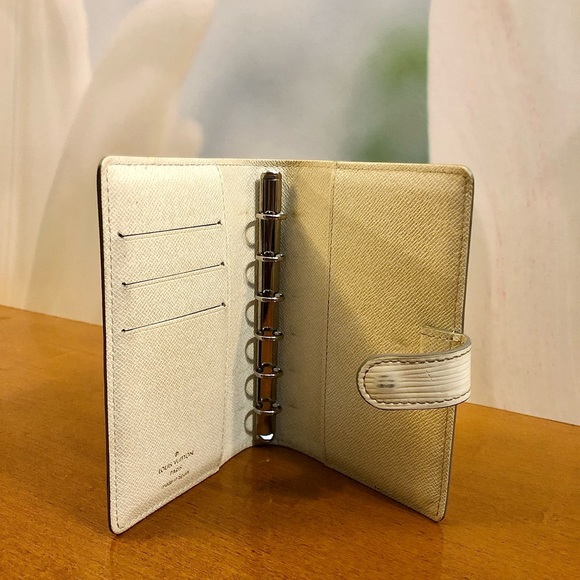 ON SALE!! Louis Vuitton Epi Small Ring Agenda - Picture 4 of 9